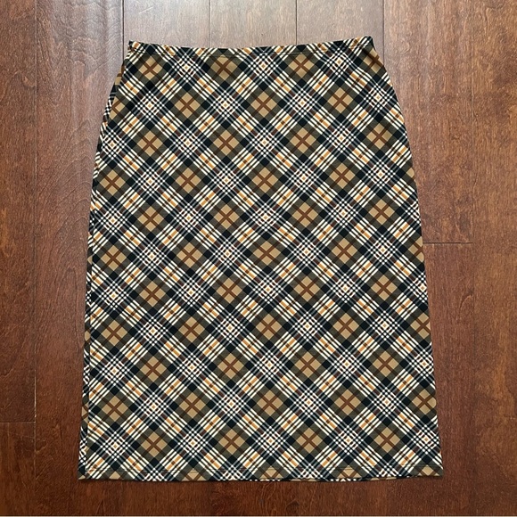Y2K 90’s BCBG Black and Tan Plaid Pencil Skirt, Size Small - Picture 5 of 7